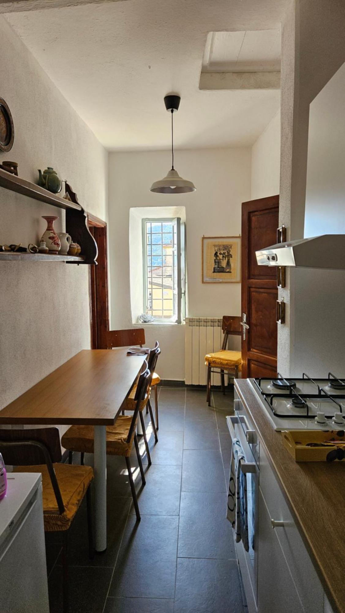 Appartamento Nel Borgo - Casa Del Pellegrino Sulla Via Francigena เอาล์ลา ภายนอก รูปภาพ