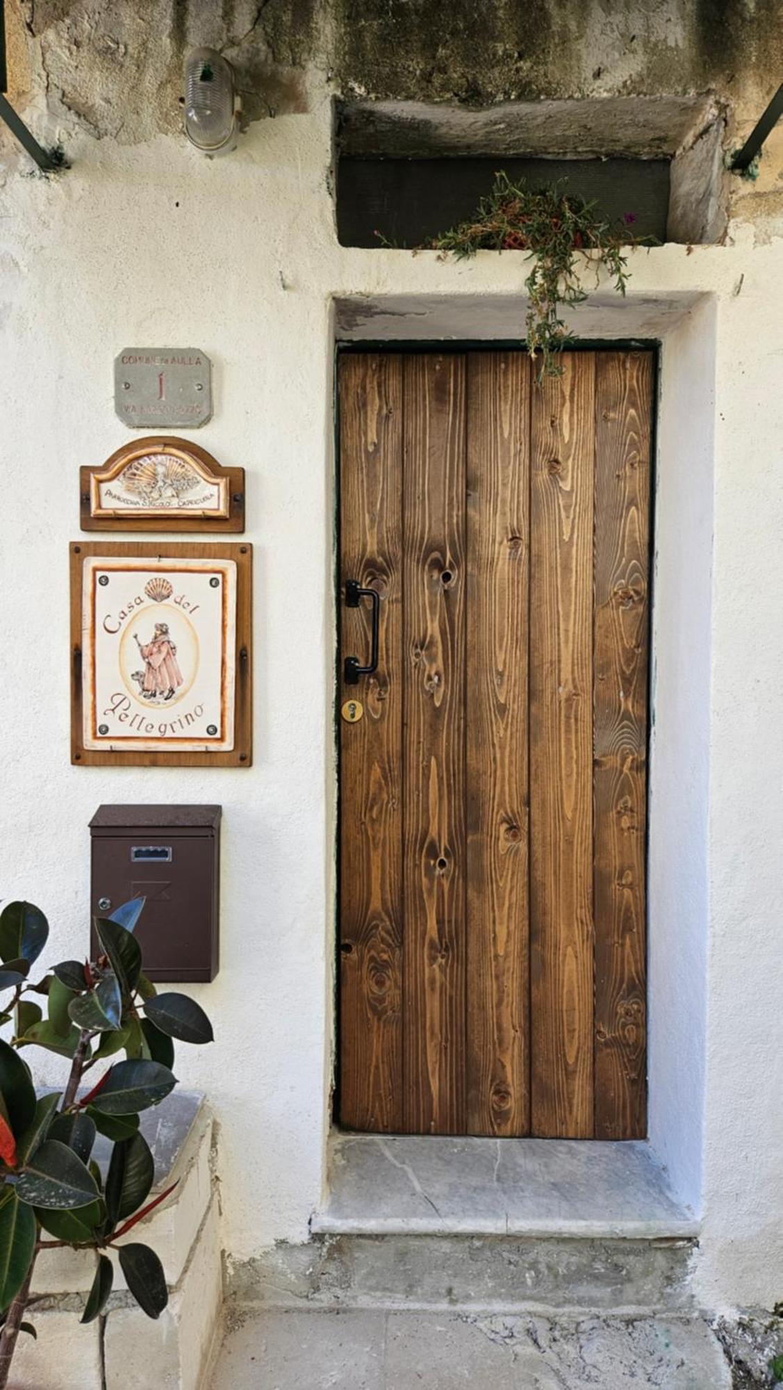 Appartamento Nel Borgo - Casa Del Pellegrino Sulla Via Francigena เอาล์ลา ภายนอก รูปภาพ